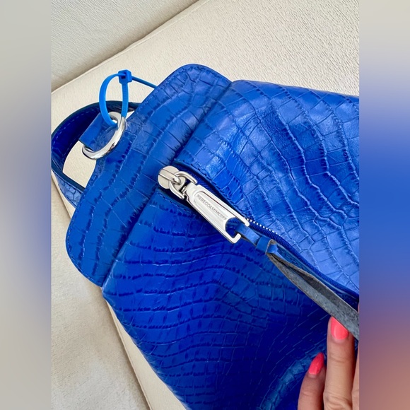 NEW Rebecca Nylon Medium Zip Julian Backpack - Picture 4 of 4